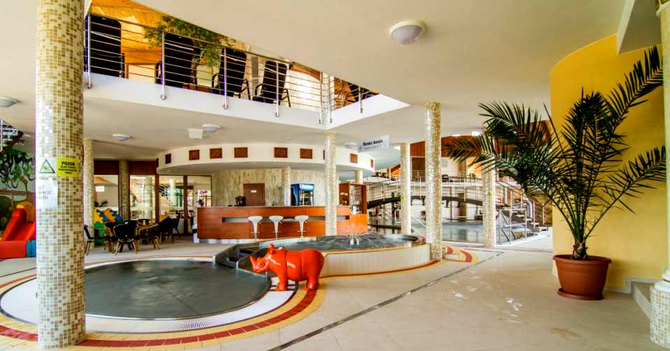 Therme in Podhajska Thermenland Slowakei